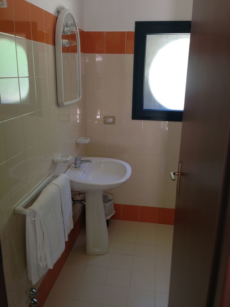 La Meta Sporting Rooms Alghero Exterior foto